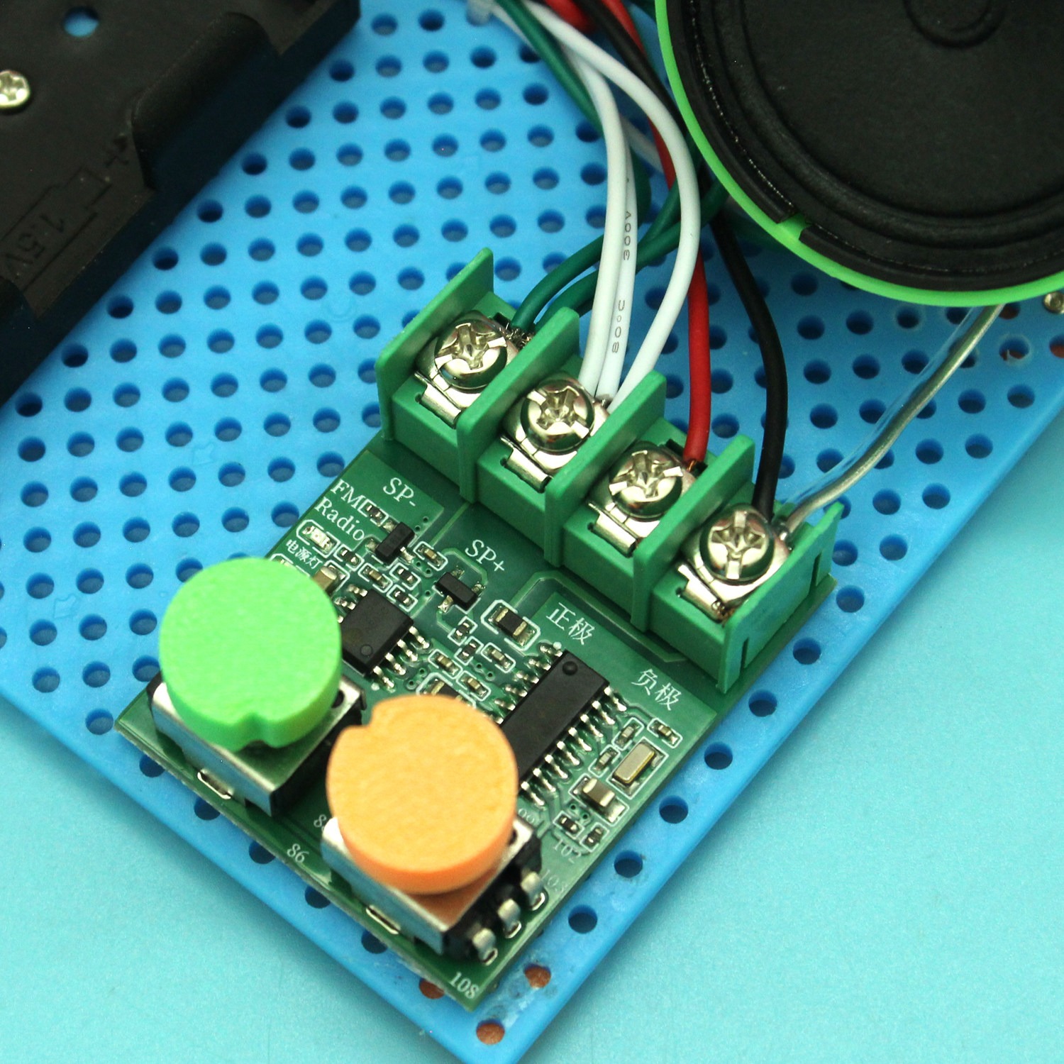 DIY Retro FM Radio Kit Zonder  - Diy Electronics Projects For Students recensie en prijs